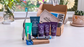 Pick Up Dollar Shave Club's Collection Of Starter Sets: Shaving, Shower, & Oral Care ($5 Each)<em></em>